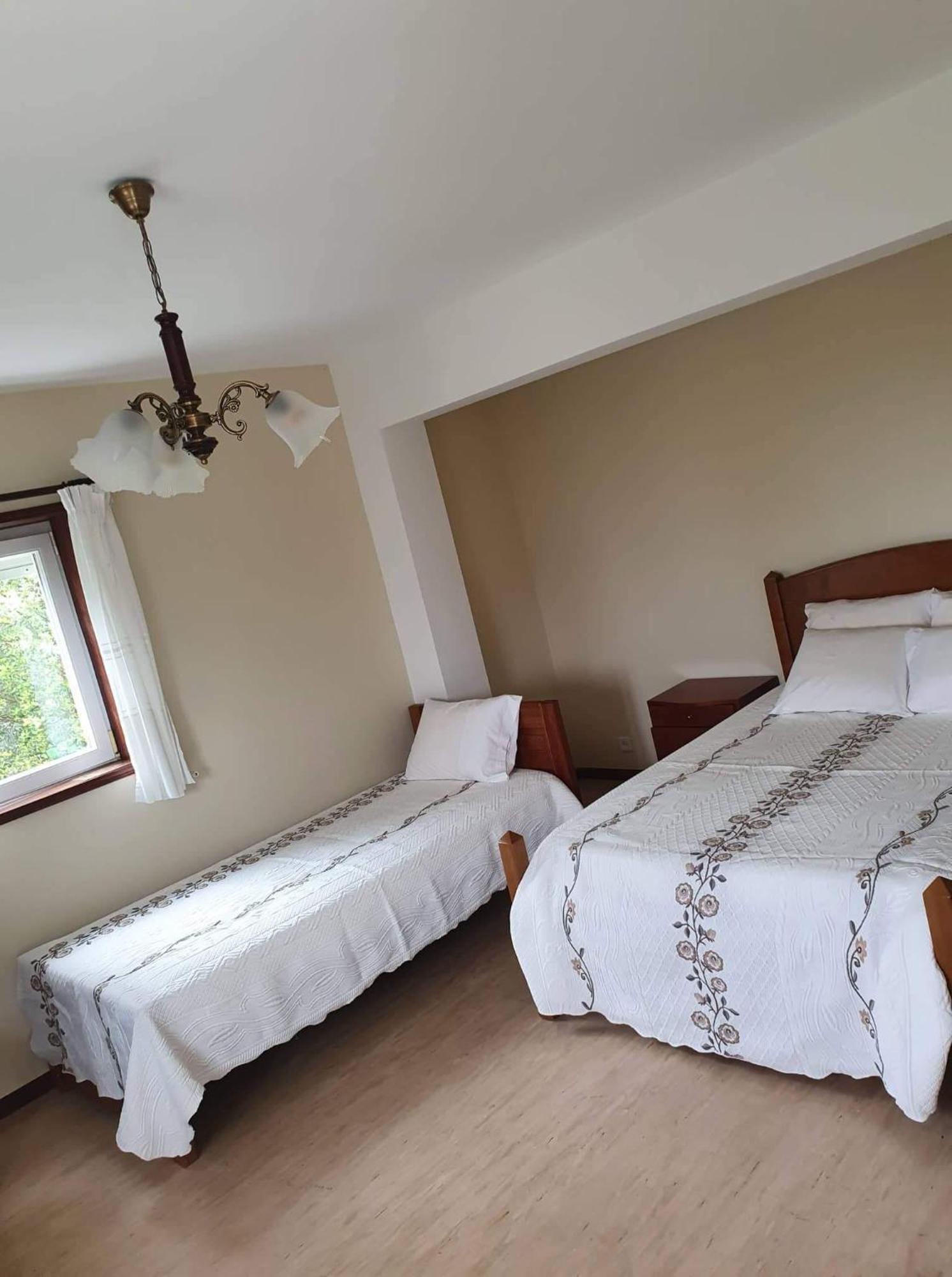 Bed and Breakfast Estalagem Bela Vista Мондін-де-Башту Екстер'єр фото